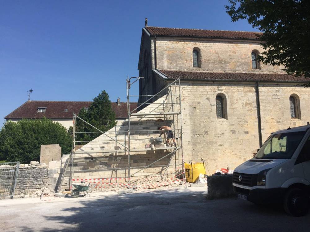 ravalement_de_facades_a_Dole.JPG.jpg