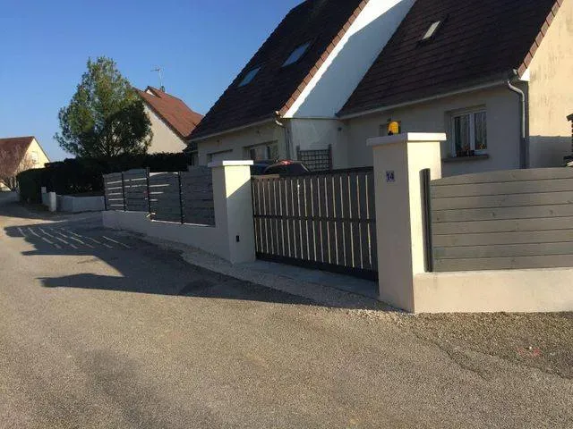 Réalisation d'une clôture